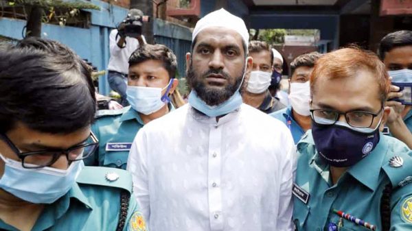 হেফাজত নেতা মামুনুল ধর্ষণ করেছেন’ আদালতকে জানালেন সাক্ষীরা