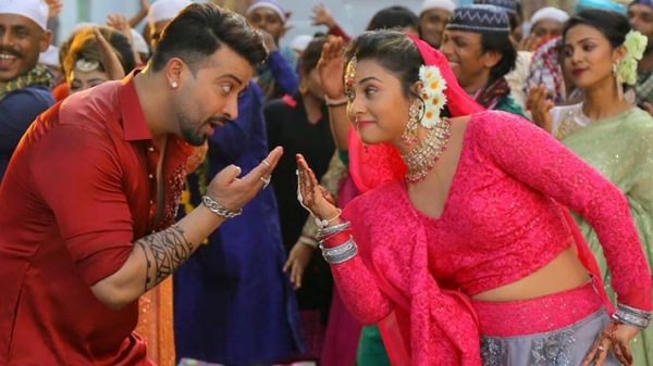 শাকিব-বুবলীর প্রেম বিয়ে সন্তান : গুজব যখন সত্যি হলো