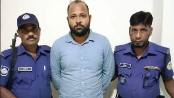 পিরোজপুরে ধর্ষণে অন্তঃসত্ত্বা কলেজছাত্রী, ছাত্রসমাজ নেতা গ্রেপ্তার