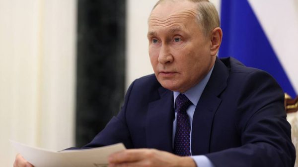 পুতিনের স্বাক্ষর, ইউক্রেইনের চার অঞ্চল এখন রাশিয়ার