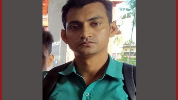 বরিশালে আপত্তিকর ছবি দিয়ে চাঁদাবাজির অভিযোগে গ্রেপ্তার বহিষ্কৃত এসআই মেহেদি