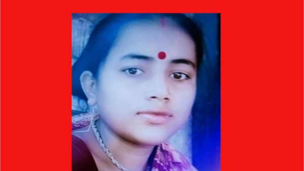 বানারীপাড়ায় গৃহবধুর ঝুলন্ত লাশ, শ্বশুর-শাশুড়ির দাবি জিন ছিল!