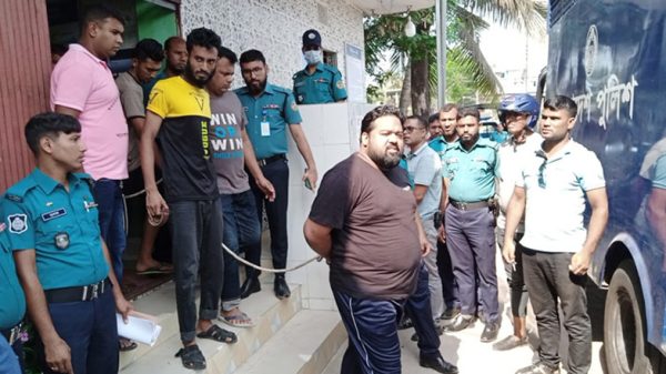 বরিশাল মহানগর ছাত্রলীগের আহ্বায়ক মান্নার মুক্তির দাবি, বিশেষ গোষ্ঠীর ইন্ধনের অভিযোগ নগর আ'লীগের