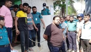 বরিশাল : যেভাবে রাজপথ দখলে নিল সাদিক বিরোধীরা