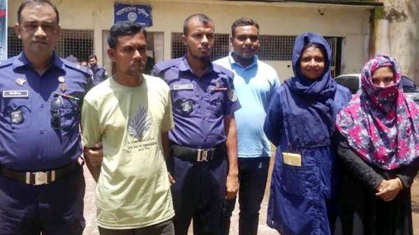 বরগুনায় স্কুলছাত্রীর ধর্ষণের ভিডি ধারণ, স্বামী-স্ত্রী গ্রেপ্তার