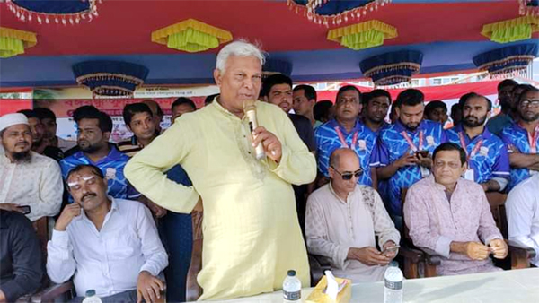 বানারীপাড়ায় স্পোর্টিং ক্লাব আয়োজিত বঙ্গবন্ধু ফুটবল টুর্নামেন্টের উদ্বোধন