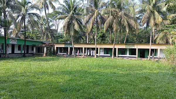 পটুয়াখালীর ঐতিহ্যবাহী আউলিয়াপুর ইসলামিয়া হোসাইনিয়া মাদ্রাসার সুনাম ও সুখ্যাতি