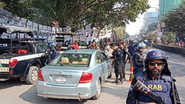 ওআইভিএস ডিভাইস নিয়ে মাঠে র‍্যাব