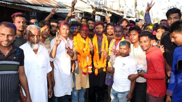 বরিশাল : ডেফুলিয়া সোনামিয়ার পোল বাজার ব্যবসায়ী কমিটির নির্বাচনে সভাপতি ছালাম, সম্পাদক শিপন