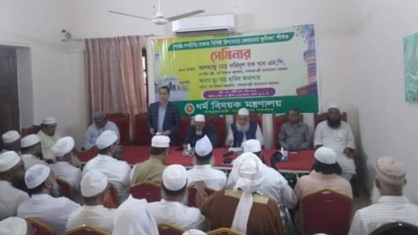 ‘আশ্বস্ত’ হতে চায় সরকার, বৈঠক নিয়ে চুপ কওমি আলেমরা