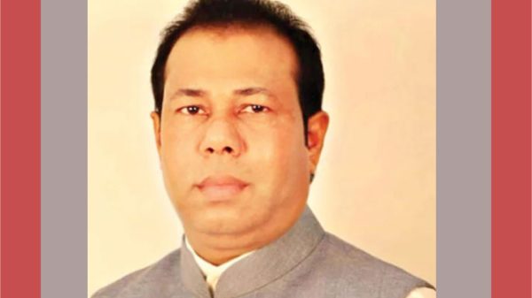 ‘৪০০ কোটি টাকার’ পিয়ন জাহাঙ্গীরের ব্যাংক হিসাব জব্দ