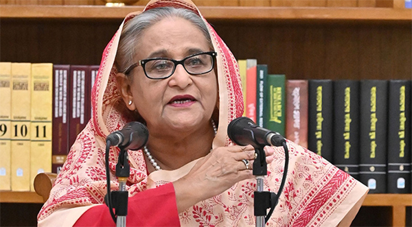 মুক্তিযোদ্ধার নাতিরা পাবে না, রাজাকারের বাচ্চা-নাতিপুতিরা পাবে?