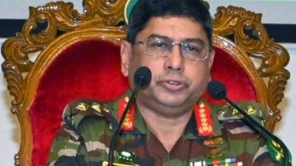 সংকট নিরসনে সেনাপ্রধানের সঙ্গে রাজনৈতিক নেতাদের বৈঠক