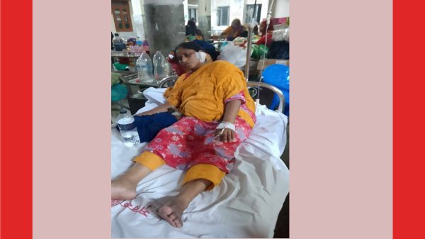 বরিশাল নগরীতে চাঁদার দাবিতে ৪জনকে পিটিয়ে জখম