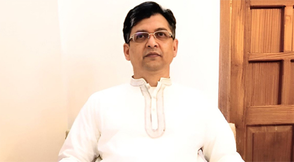 দেশে ফিরলেন বিএনপির স্থায়ী কমিটির সদস্য সালাহউদ্দিন