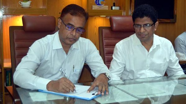 বরিশালের নতুন জেলা প্রশাসক দেলোয়ার হোসেনের দায়িত্ব গ্রহন