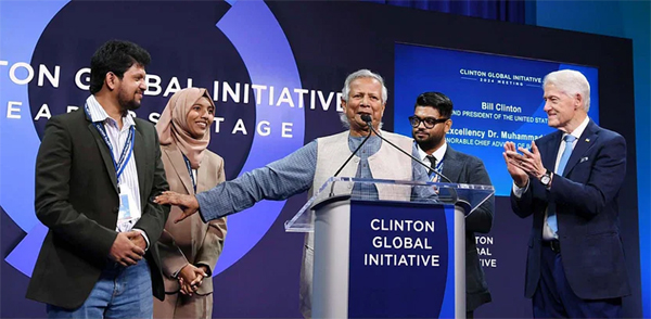 বাংলাদেশের তরুণেরাই নতুন বাংলাদেশ গড়বেন : ক্লিনটনকে ড. ইউনূস