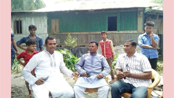 বরিশাল নগর বিএনপির সদস্য সচিব জিয়াউদ্দিন সিকদারের দুই কাঁধে ভর করছে আওয়ামী লীগ