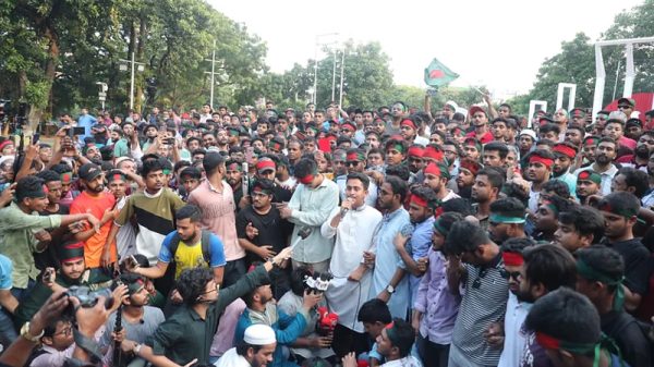 ষ্ট্রপতির পদত্যাগ, জুলাই বিপ্লবকে 'প্রোক্লেমেশন অব রিপাবলিক’ ঘোষণাসহ ৫ দাবি বৈষম্যবিরোধীদের