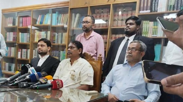 শেখ হাসিনার বিরুদ্ধে সাবেক সেনা কর্মকর্তা হাসিনুর রহমানের গুমের অভিযোগ