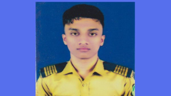 বোর্ড চেয়ারম্যান'স ট্যালেন্ট অ্যাওয়ার্ড অর্জন করলেন বরিশাল ক্যাডেট কলেজের ছাত্র জেনিথ