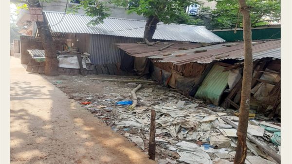 বরিশালে প্রতিবন্ধী যুবকের সম্পত্তি দখলে মরিয়া ভূমিদস্যুরা