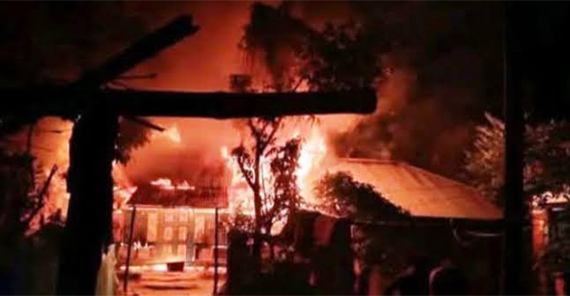 বানারীপাড়ায় ভয়াবহ অগ্নিকান্ডে দুটি বসত ঘর পুড়ে ছাই
